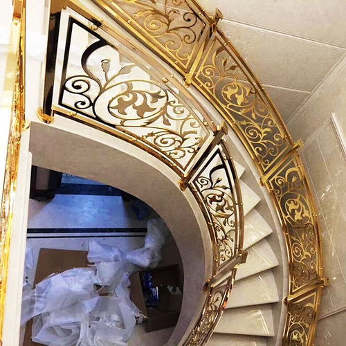 别墅放个铜楼梯护栏 瞬间气场大增